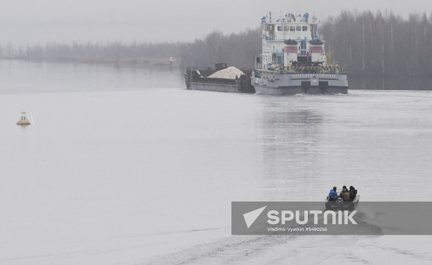 Navigation in Volga-Baltic Waterway