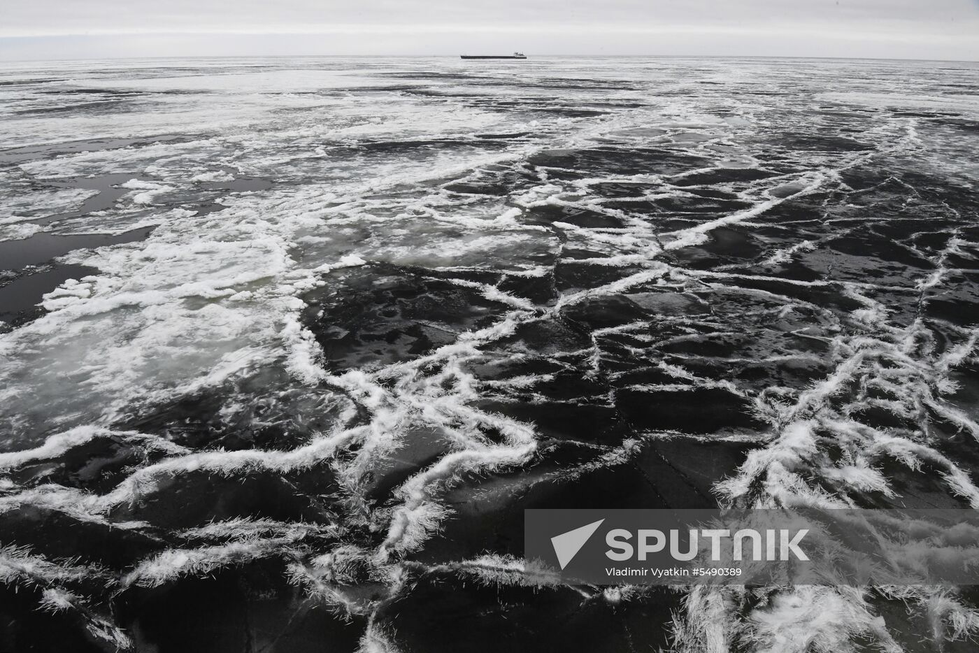 Navigation in Volga-Baltic Waterway