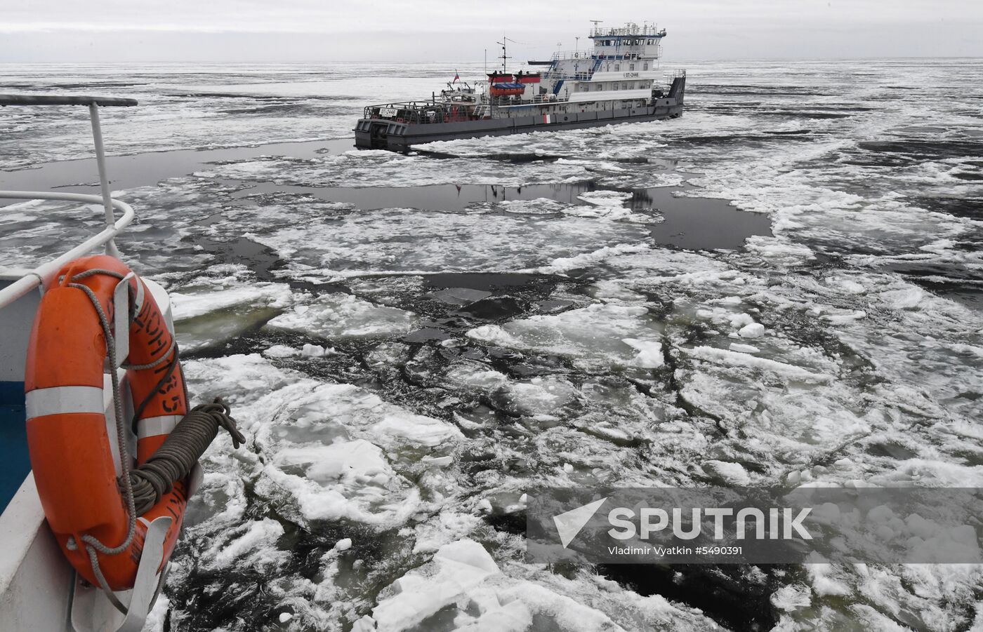 Navigation in Volga-Baltic Waterway