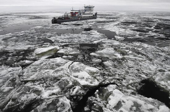 Navigation in Volga-Baltic Waterway