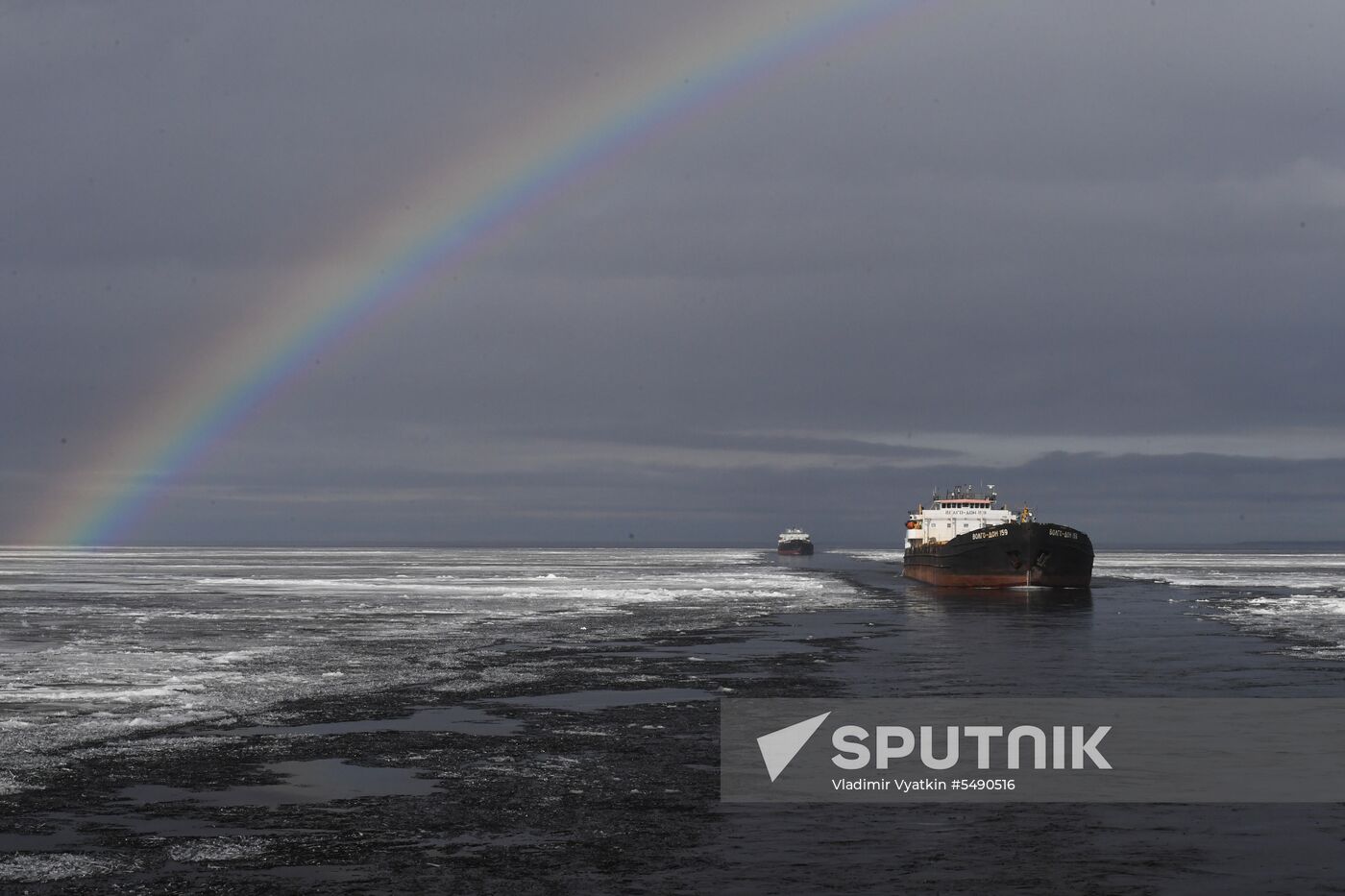 Navigation in Volga-Baltic Waterway