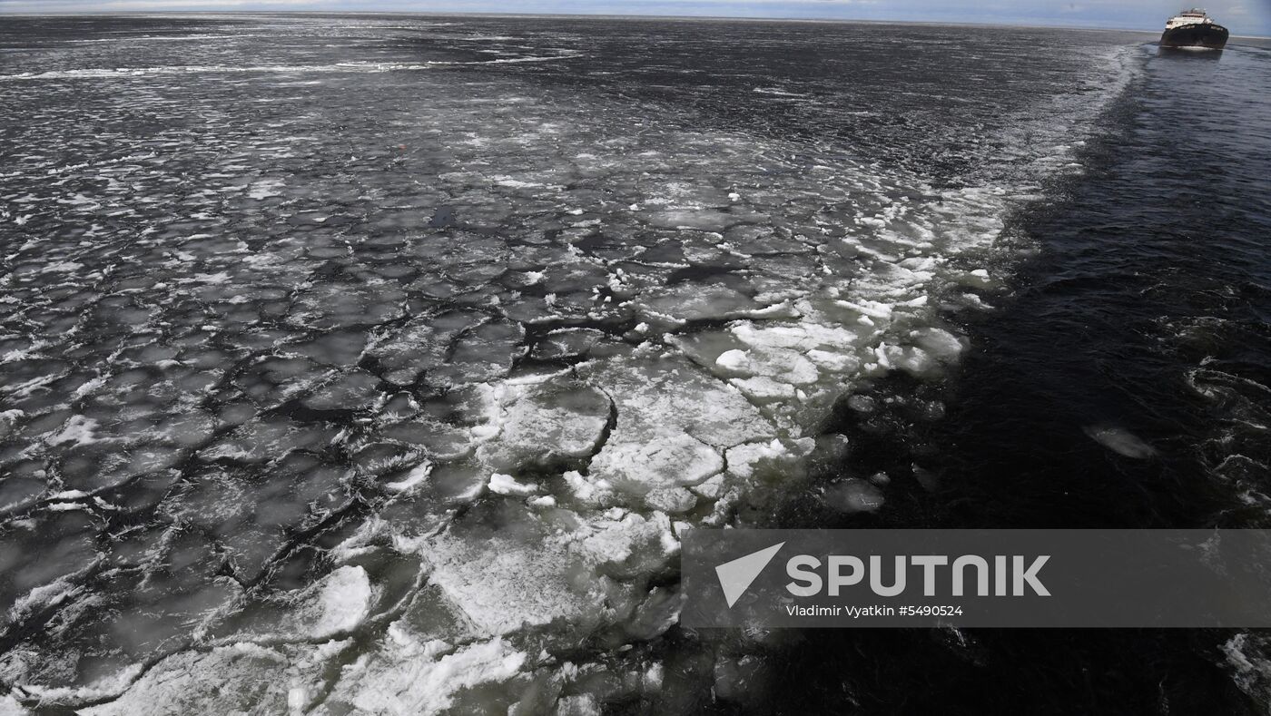 Navigation in Volga-Baltic Waterway