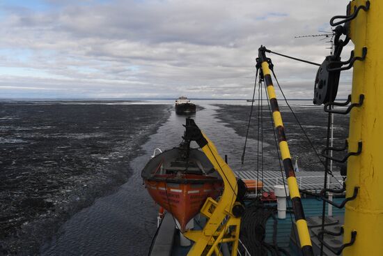 Navigation in Volga-Baltic Waterway