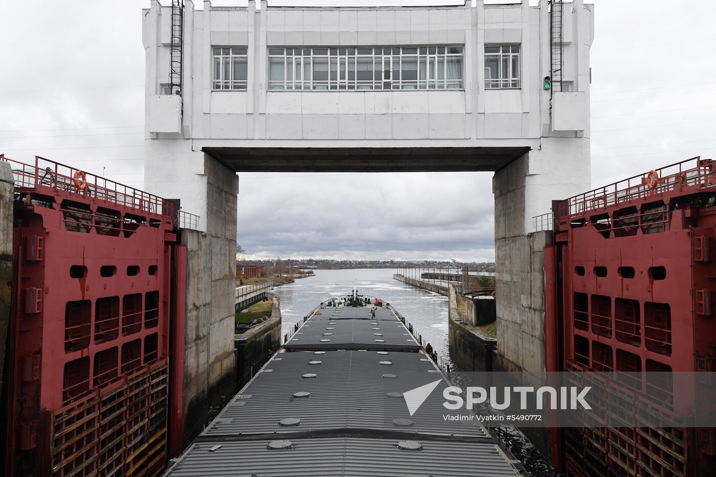 Navigation in Volga-Baltic Waterway
