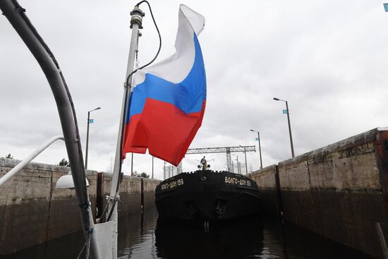 Navigation in Volga-Baltic Waterway