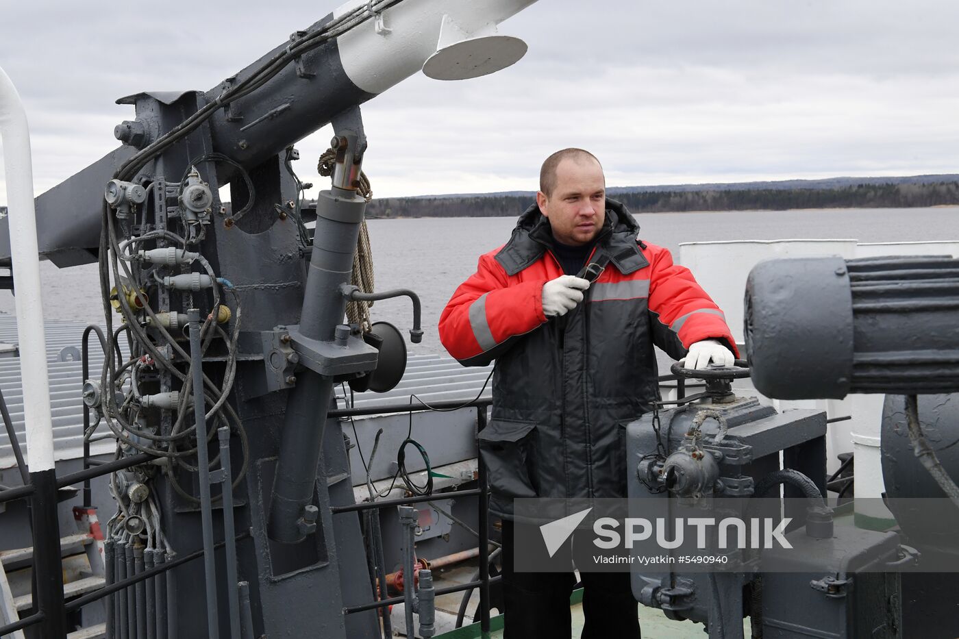 Navigation in Volga-Baltic Waterway
