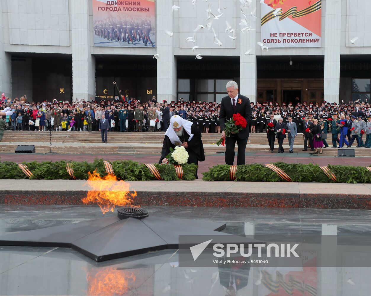 Moscow cadets' parade on Poklonnaya Hill