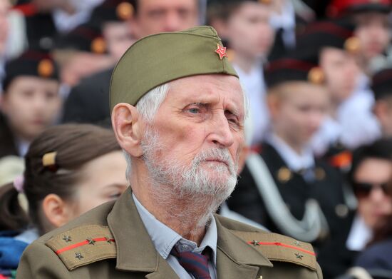 Moscow cadets' parade on Poklonnaya Hill