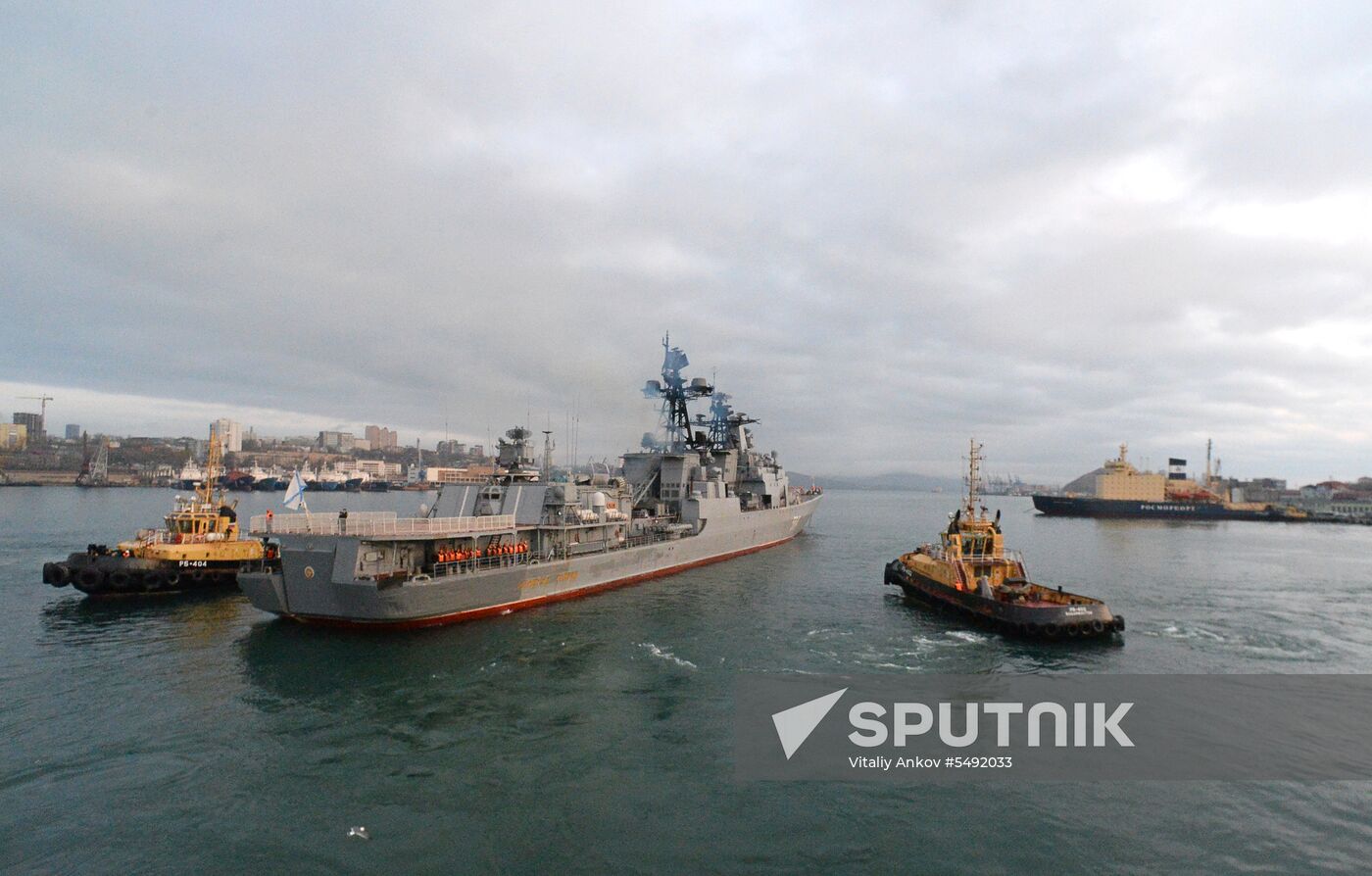 Pacific Fleet ship Admiral Tributs sets out on mission in Asia Pacific Region