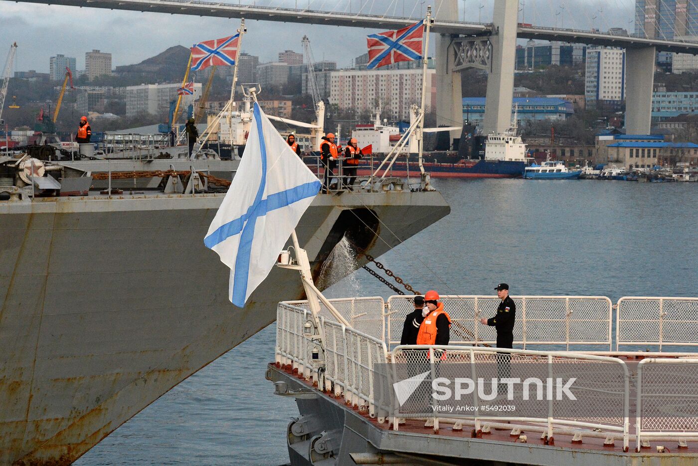 Pacific Fleet ship Admiral Tributs sets out on mission in Asia Pacific Region