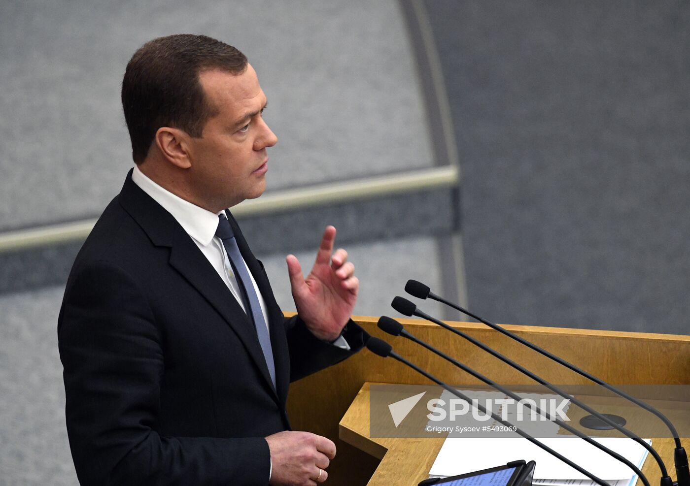 Russian President Vladimir Putin and candidate for Prime Minister Dmitry Medvedev attend State Duma plenary meeting