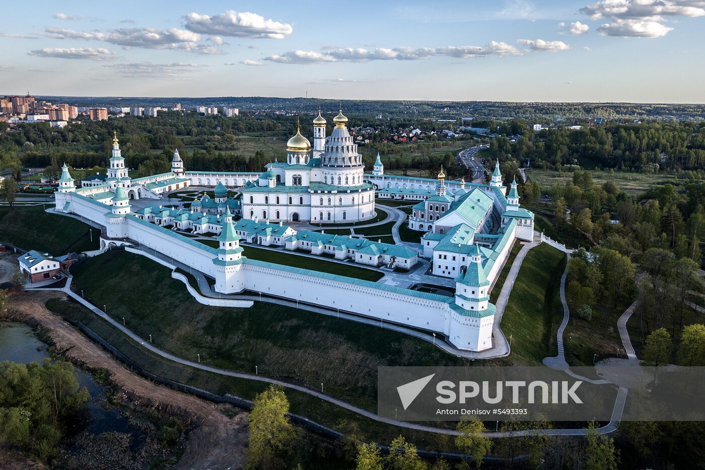 Voskresensky New Jerusalem Monastery