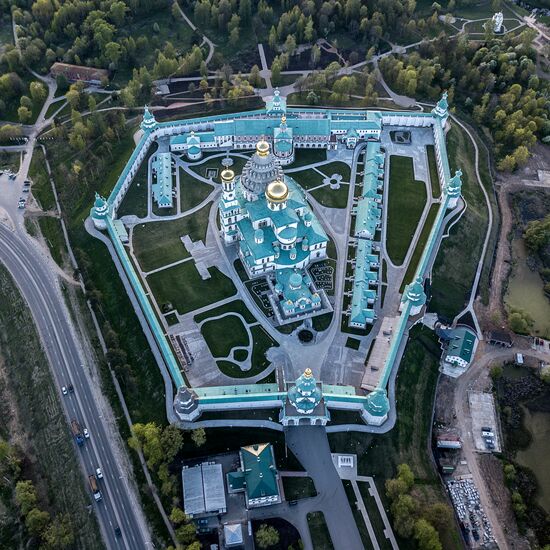 Voskresensky New Jerusalem Monastery