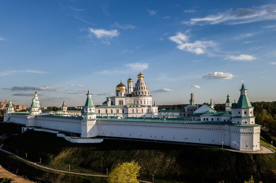 Voskresensky New Jerusalem Monastery