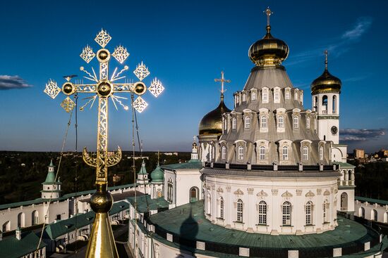 Voskresensky New Jerusalem Monastery