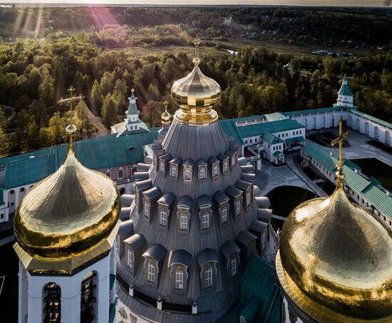Voskresensky New Jerusalem Monastery