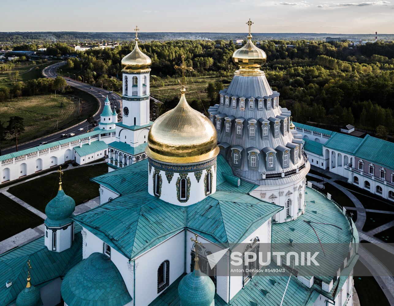 Voskresensky New Jerusalem Monastery