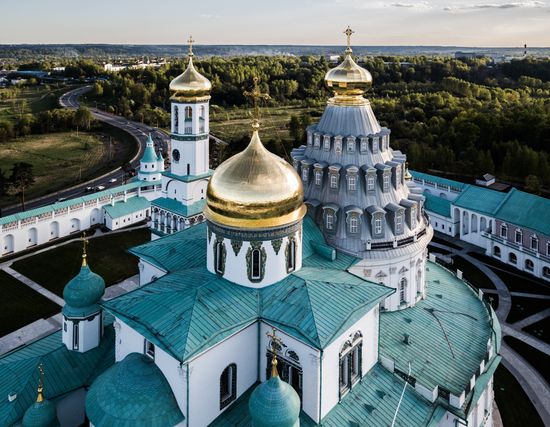 Voskresensky New Jerusalem Monastery