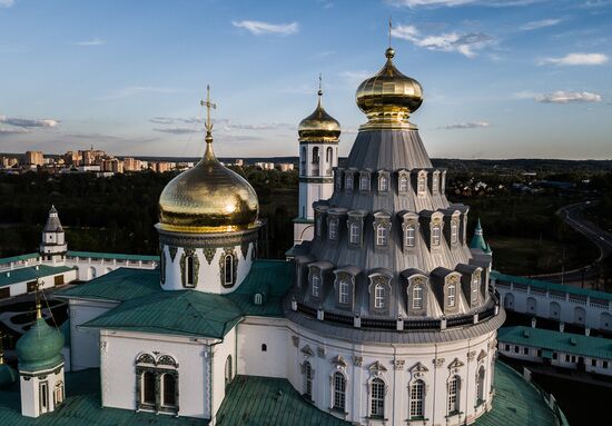 Voskresensky New Jerusalem Monastery
