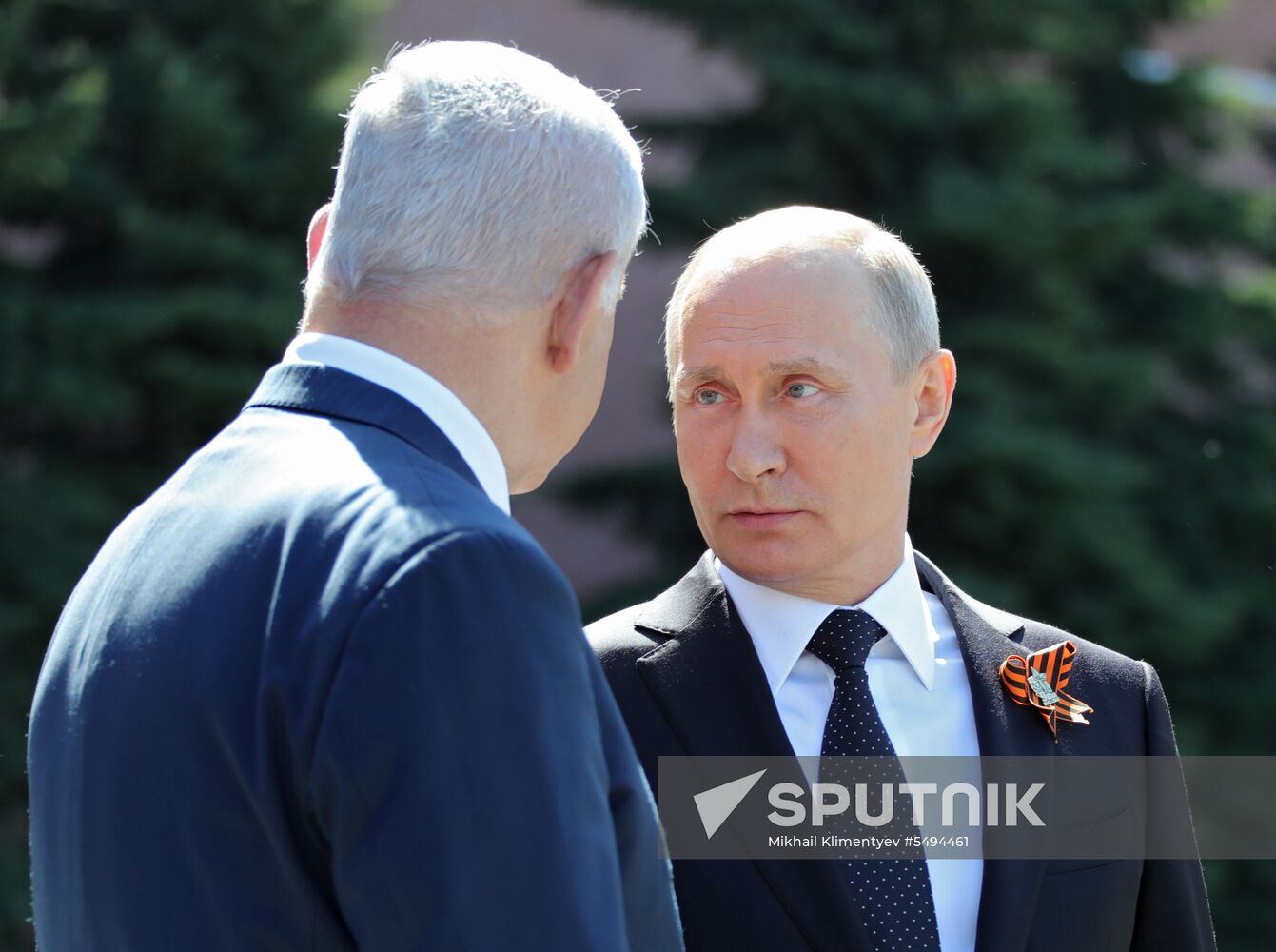 President Vladimir Putin and Prime Minister Dmitry Medvedev at wreath-laying ceremony at Unknown Soldiers' Tomb