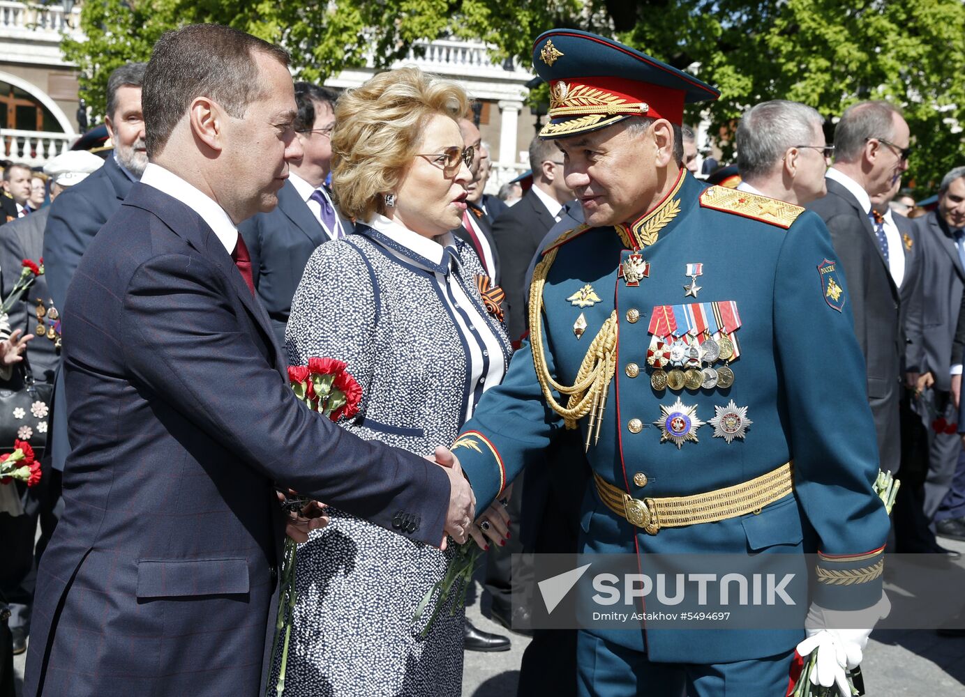 President Vladimir Putin and Prime Minister Dmitry Medvedev at wreath-laying ceremony at Unknown Soldiers' Tomb