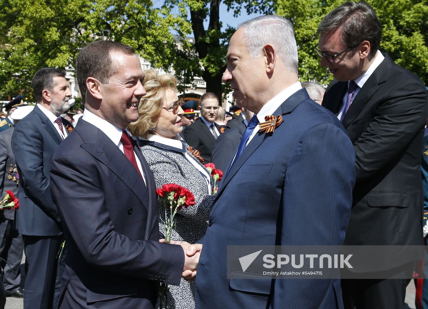 President Vladimir Putin and Prime Minister Dmitry Medvedev at wreath-laying ceremony at Unknown Soldiers' Tomb