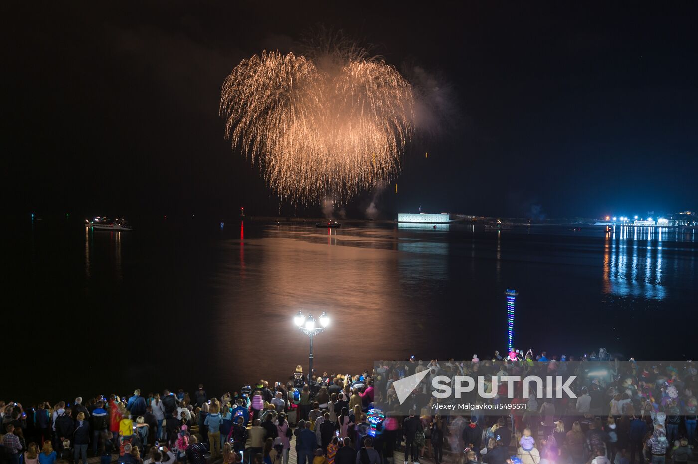 Fireworks display to mark Victory Day in Russian regions
