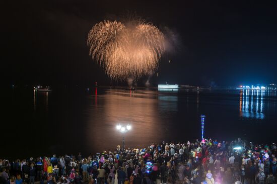 Fireworks display to mark Victory Day in Russian regions