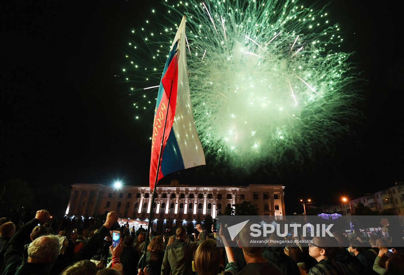 Fireworks display to mark Victory Day in Russian regions