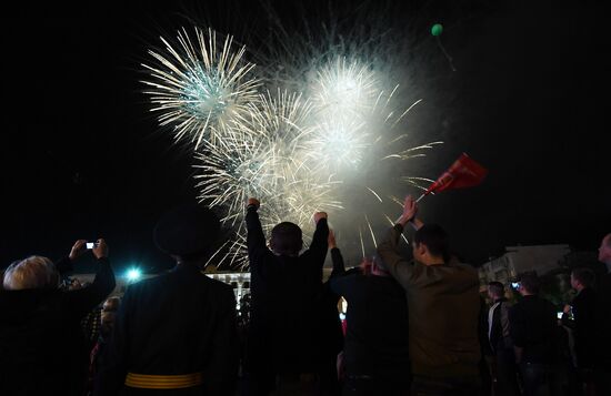 Fireworks display to mark Victory Day in Russian regions