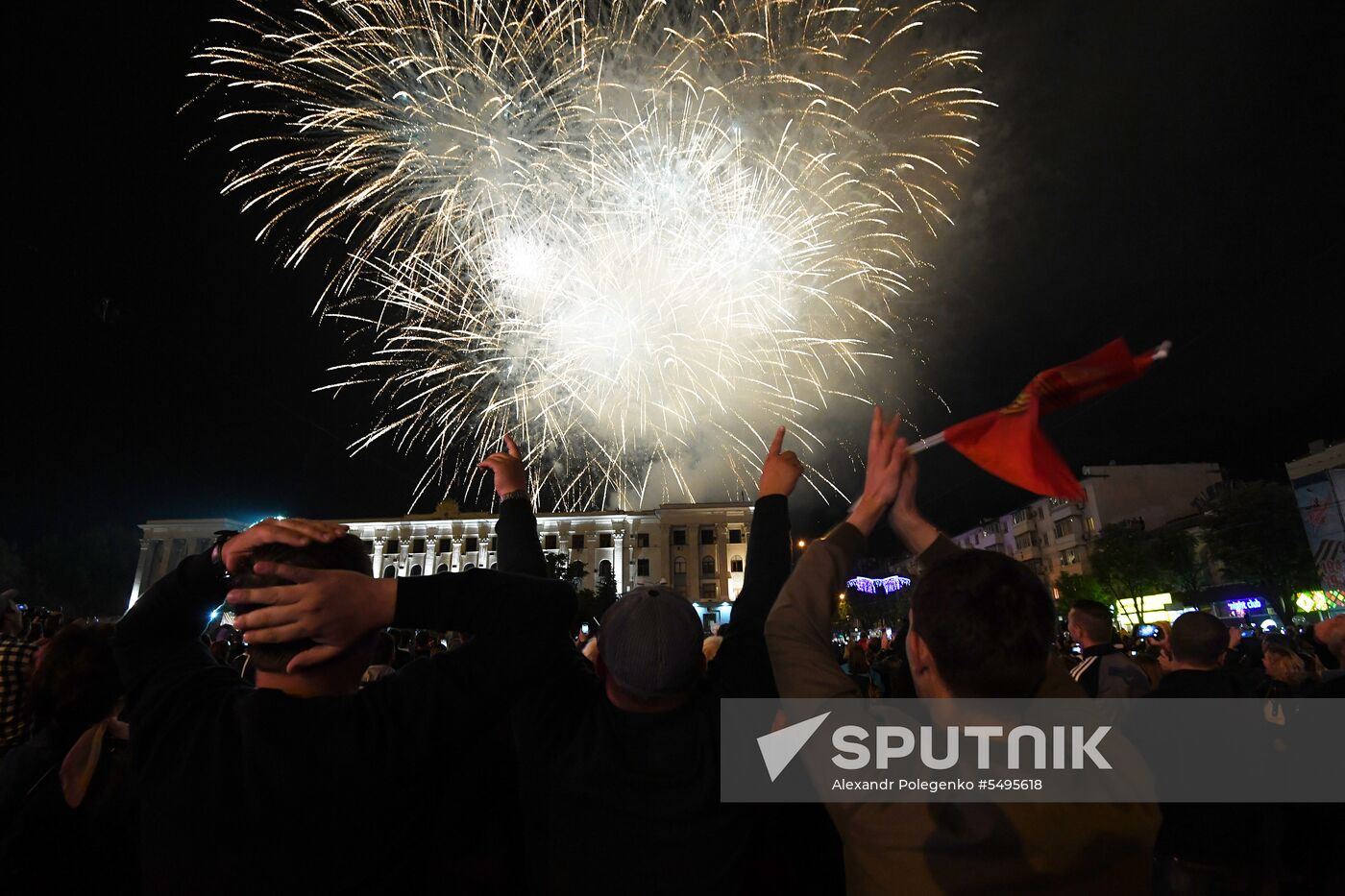 Fireworks display to mark Victory Day in Russian regions
