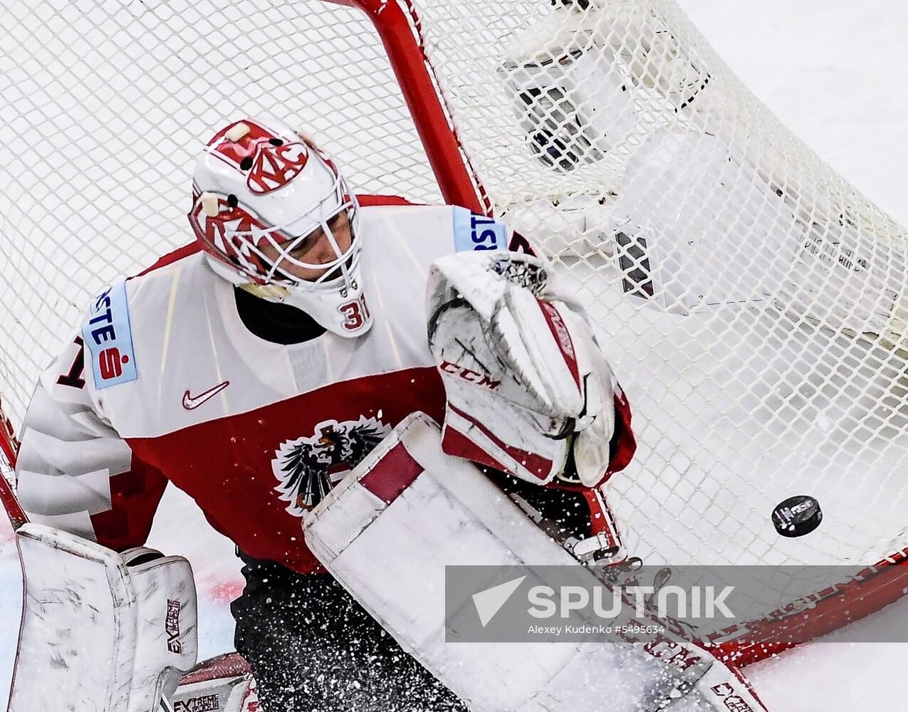 2018 IIHF World Championship. Sweden vs. Austria