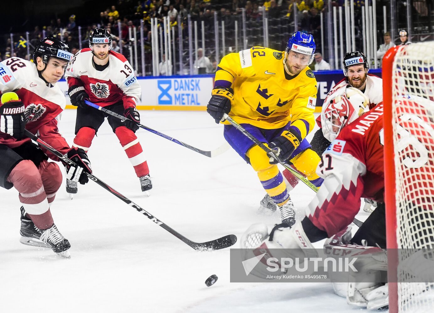 2018 IIHF World Championship. Sweden vs. Austria