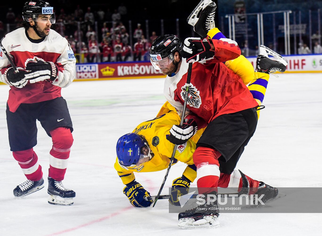 2018 IIHF World Championship. Sweden vs. Austria