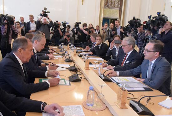 Russian Foreign Minister Sergei Lavrov meets with German Foreign Minister Heiko Maas