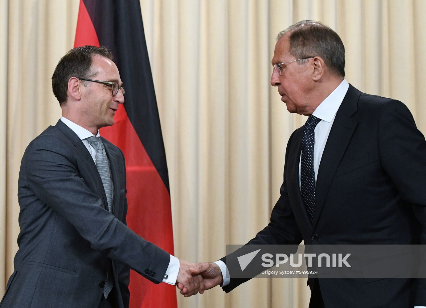 Russian Foreign Minister Sergei Lavrov meets with German Foreign Minister Heiko Maas