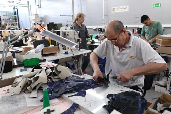Shoe manufacturing at Orthomoda
