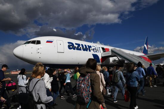 Azur Air jet