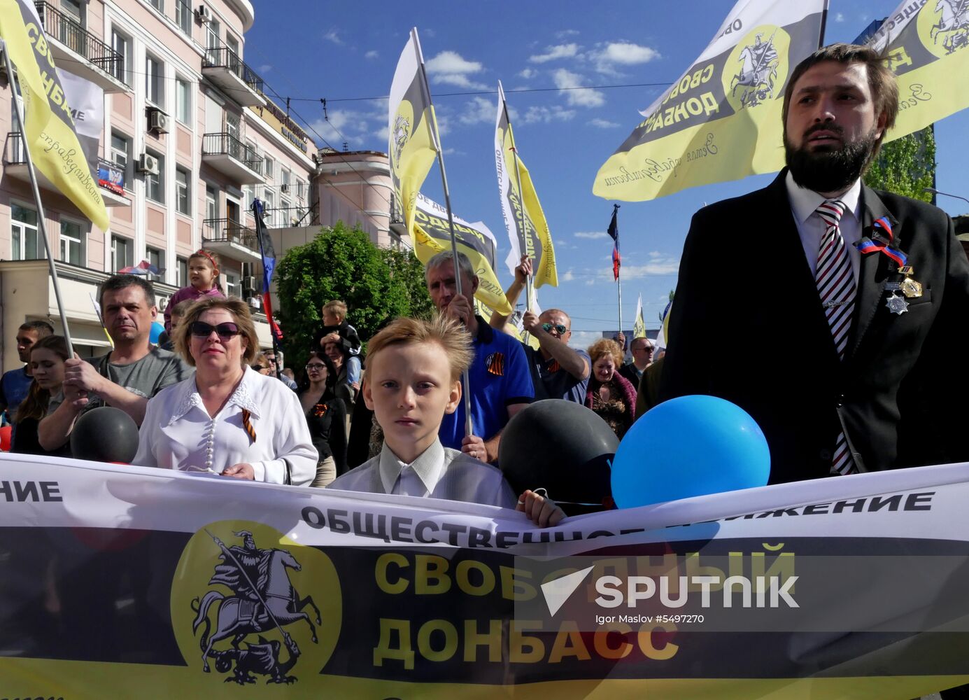 Celebration of the DPR's declaration of independence in Donetsk