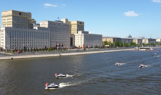 Parade marks Moskva River navigation season opening