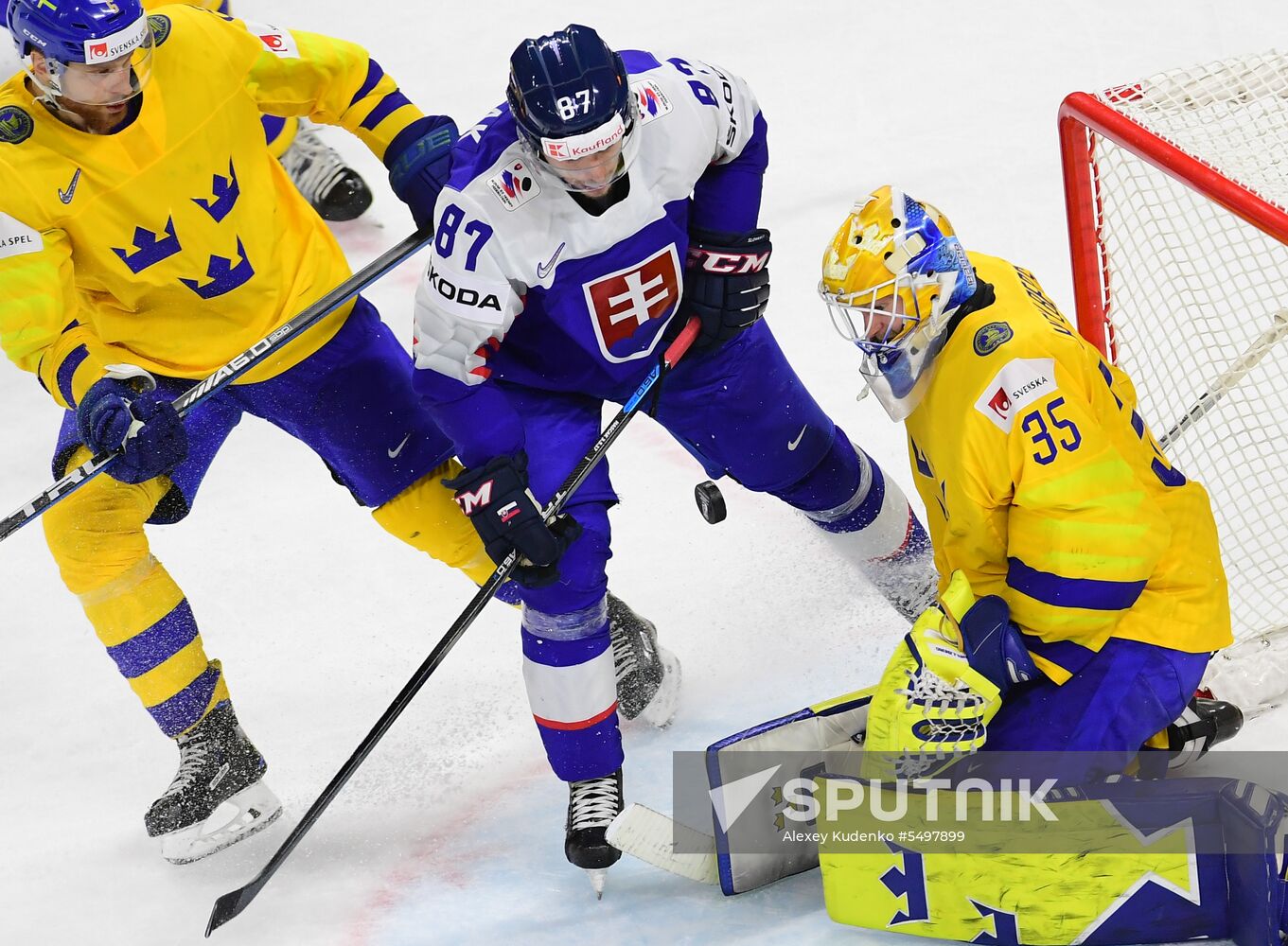 Ice Hockey World Championship. Slovakia vs. Sweden