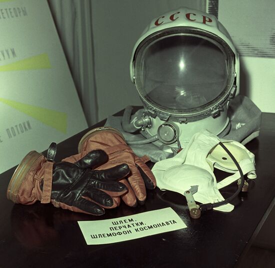 Gherman Titov's helmet, gloves and headgear