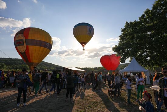 Hot air balloon festival in Krasnodar Territory