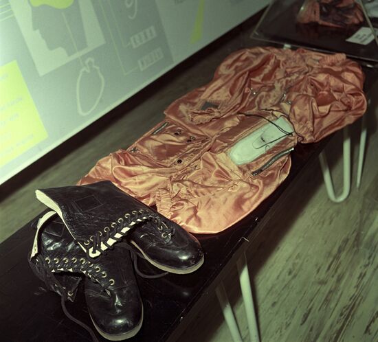 Cosmonaut's clothing and shoes