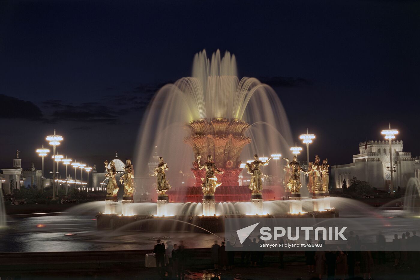 Friendship among Nations fountain at VDNKh