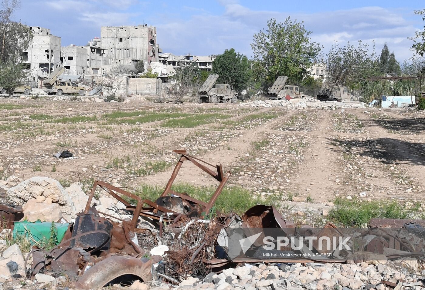 Update from Yarmouk refugee camp area in southern suburb of Damascus