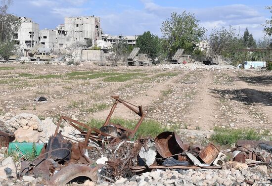 Update from Yarmouk refugee camp area in southern suburb of Damascus