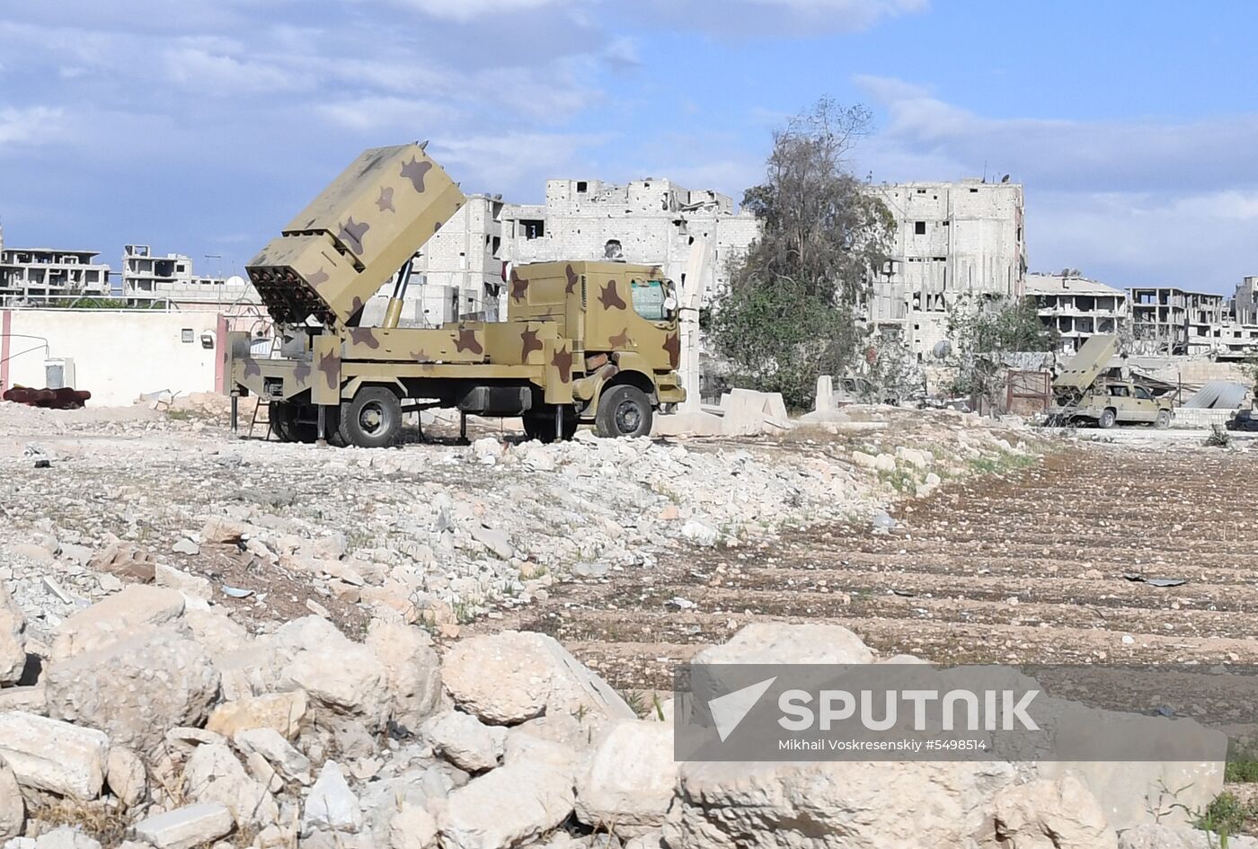 Update from Yarmouk refugee camp area in southern suburb of Damascus