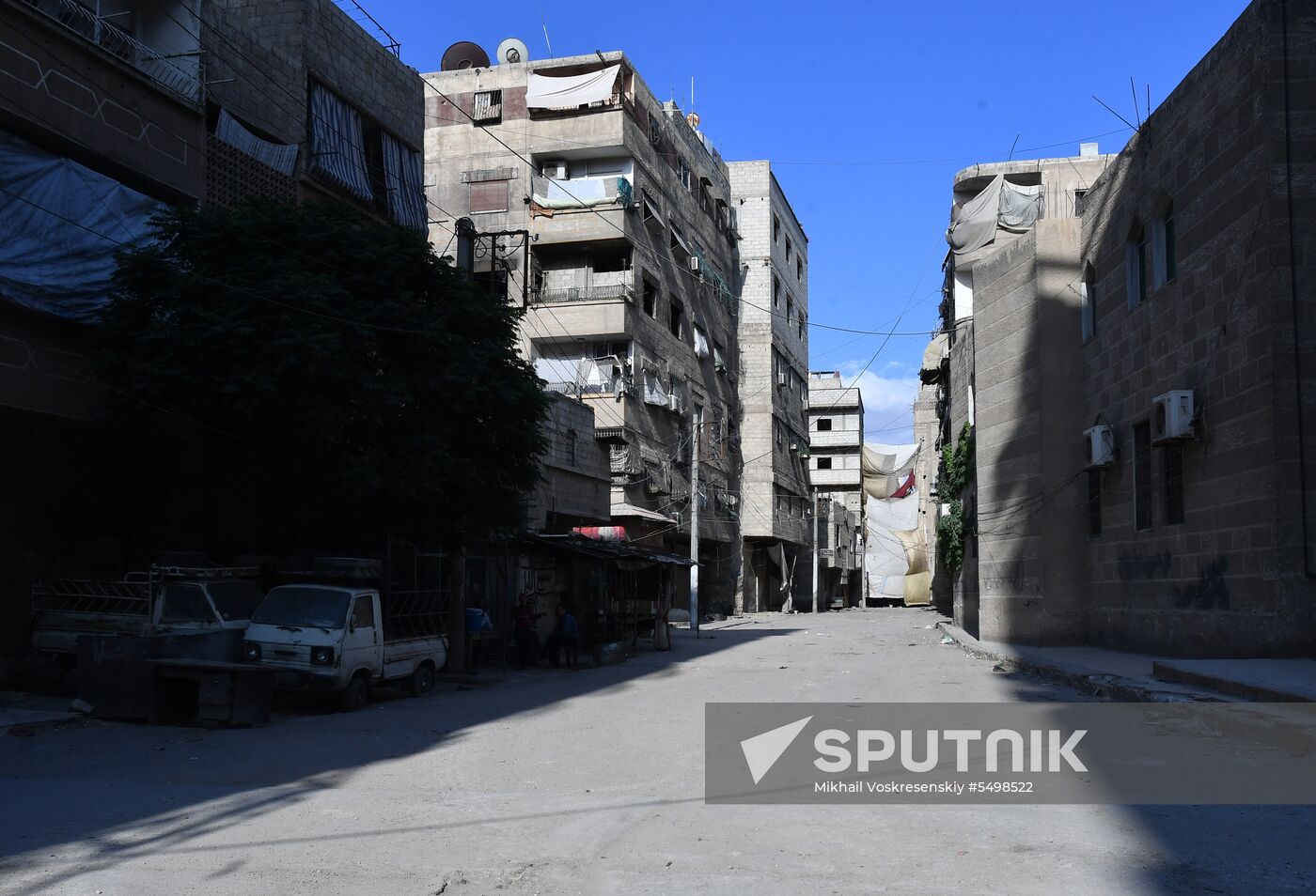 Update from Yarmouk refugee camp area in southern suburb of Damascus