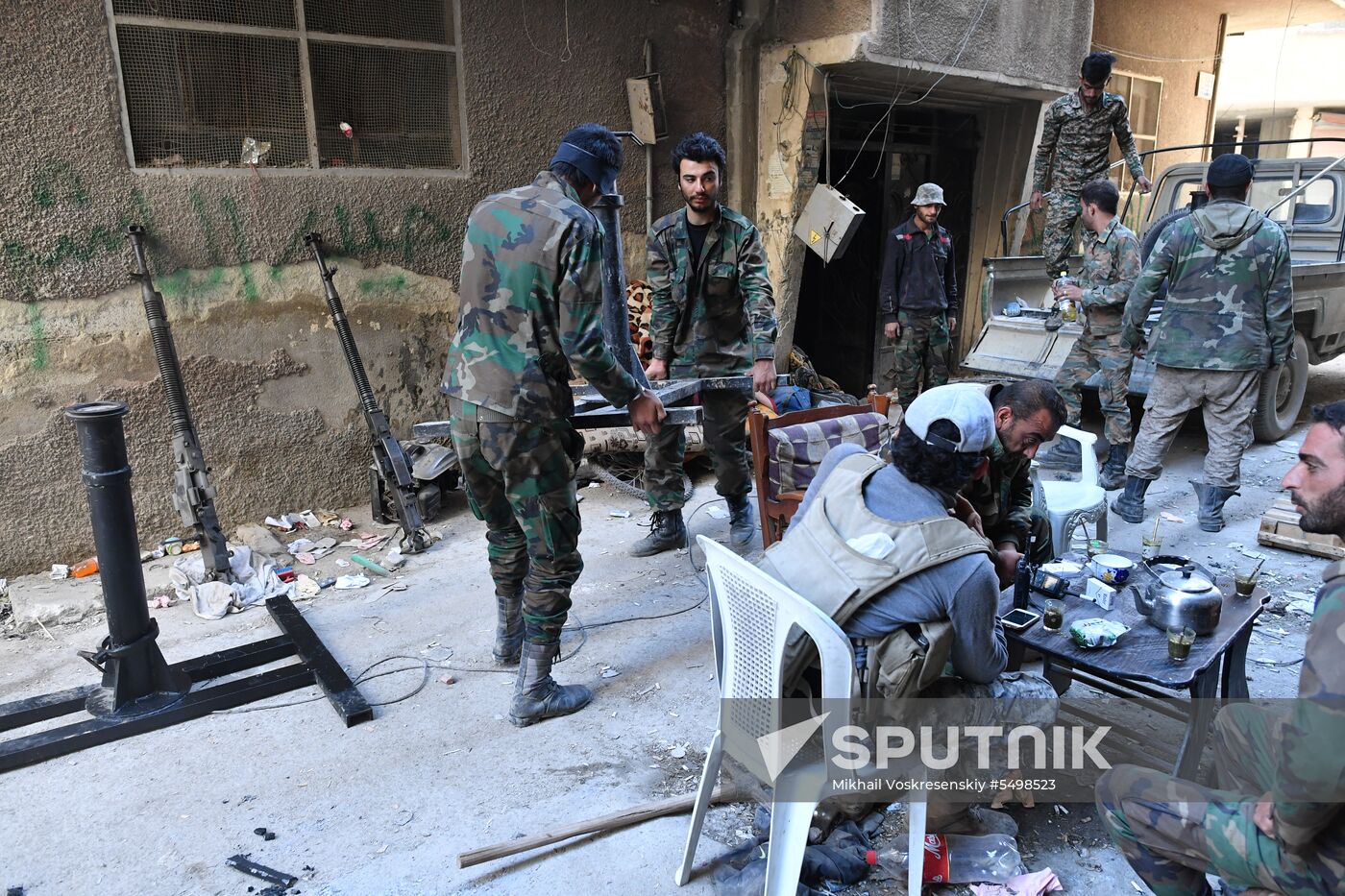 Update from Yarmouk refugee camp area in southern suburb of Damascus